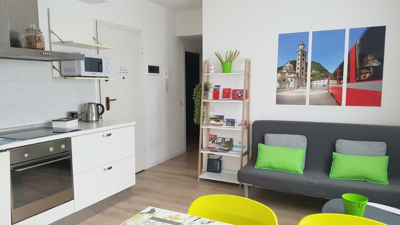 Le Stanze Del Trenino Rosso Apartment Тирано Екстериор снимка